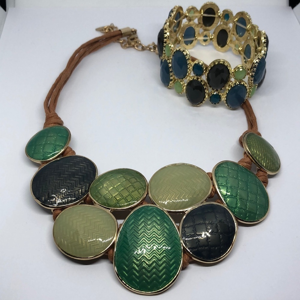 St Thomas dressy pop of color statement bib texture green necklace free bracelet